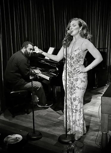 Chelsee Hicks and Alassane Diarra<br />
